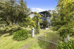 Phillip Island Time - Large home with self-contained apartment sleeps 11